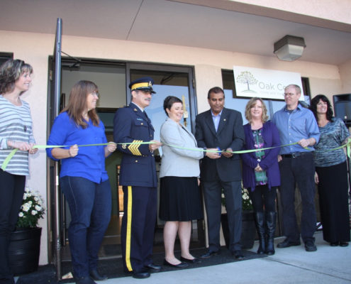 Ribbon cutting ceremony at Oak Centre